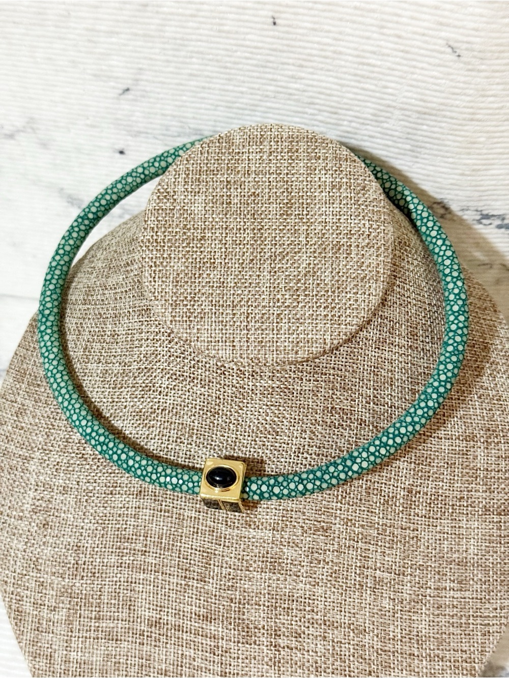 FENDI Vintage Green Stingray Leather Choker Necklace with Black Onyx Cabochon